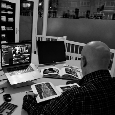 Anatol Ghimpu at … în procesul de lucru asupra albumului Anatol Ghimpu