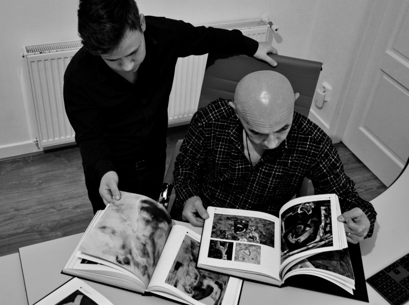 Anatol Ghimpu at … în procesul de lucru asupra albumului Anatol Ghimpu