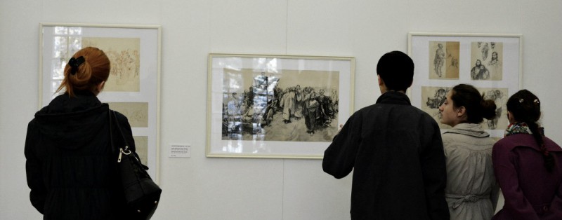 În vizită la expoziția lui Leonid Grigorașenco și Valentina Rusu-Ciobanu