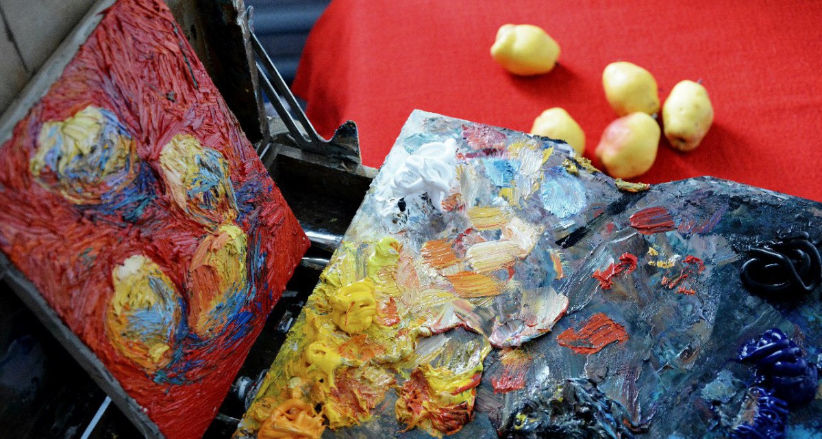 Saturday. Etudes day in the Academic Lyceum of Fine Art - still life etudes