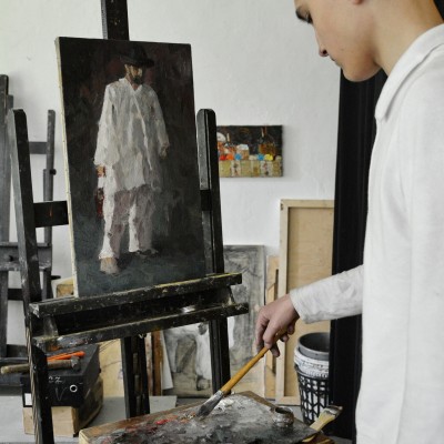 В мастерских, модели. 12 класс, препод. Анатол Гимпу