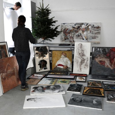 ... pregătirea și panotarea vizionarii semestriale. Cl. 12-a, prof. Oxana Ghimpu.