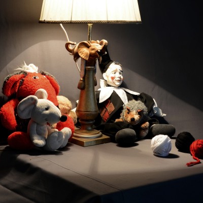 În atelier. Modele.
Cl.10-a profesor Carolina Leagul/ cl. 11-a profesor Anatol Ghimpu/ cl. 12-a profesor Oxana Ghimpu.